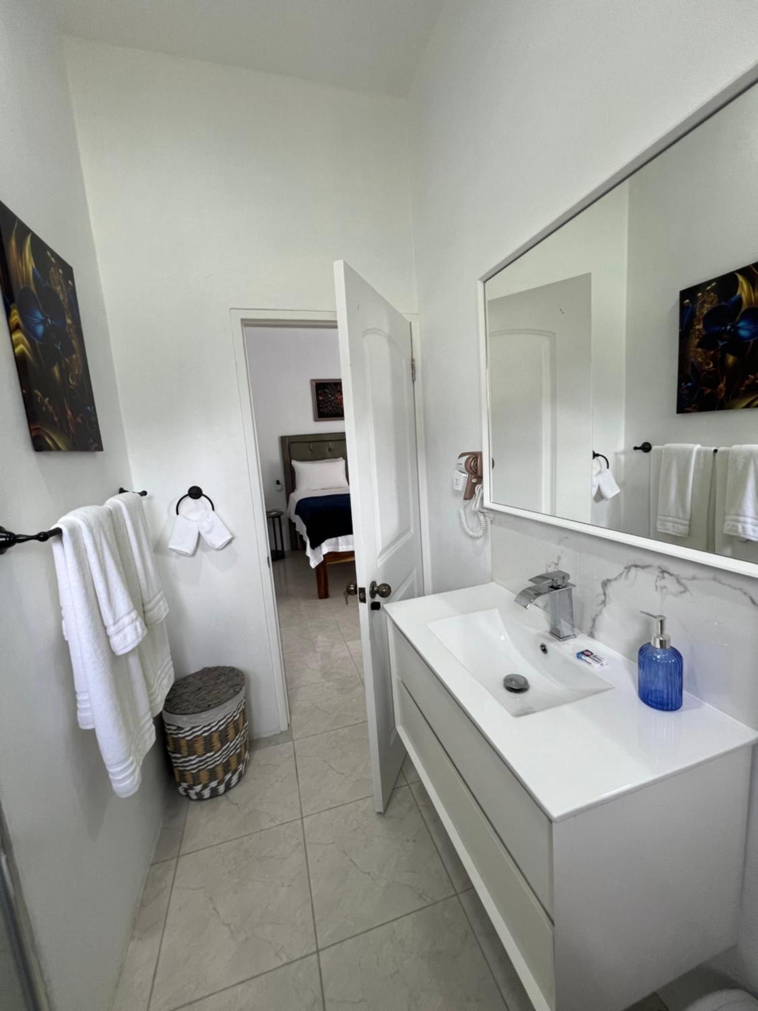 Luxury Apartments At Case De Coco, Ocho Rios Jamaica 외부 사진