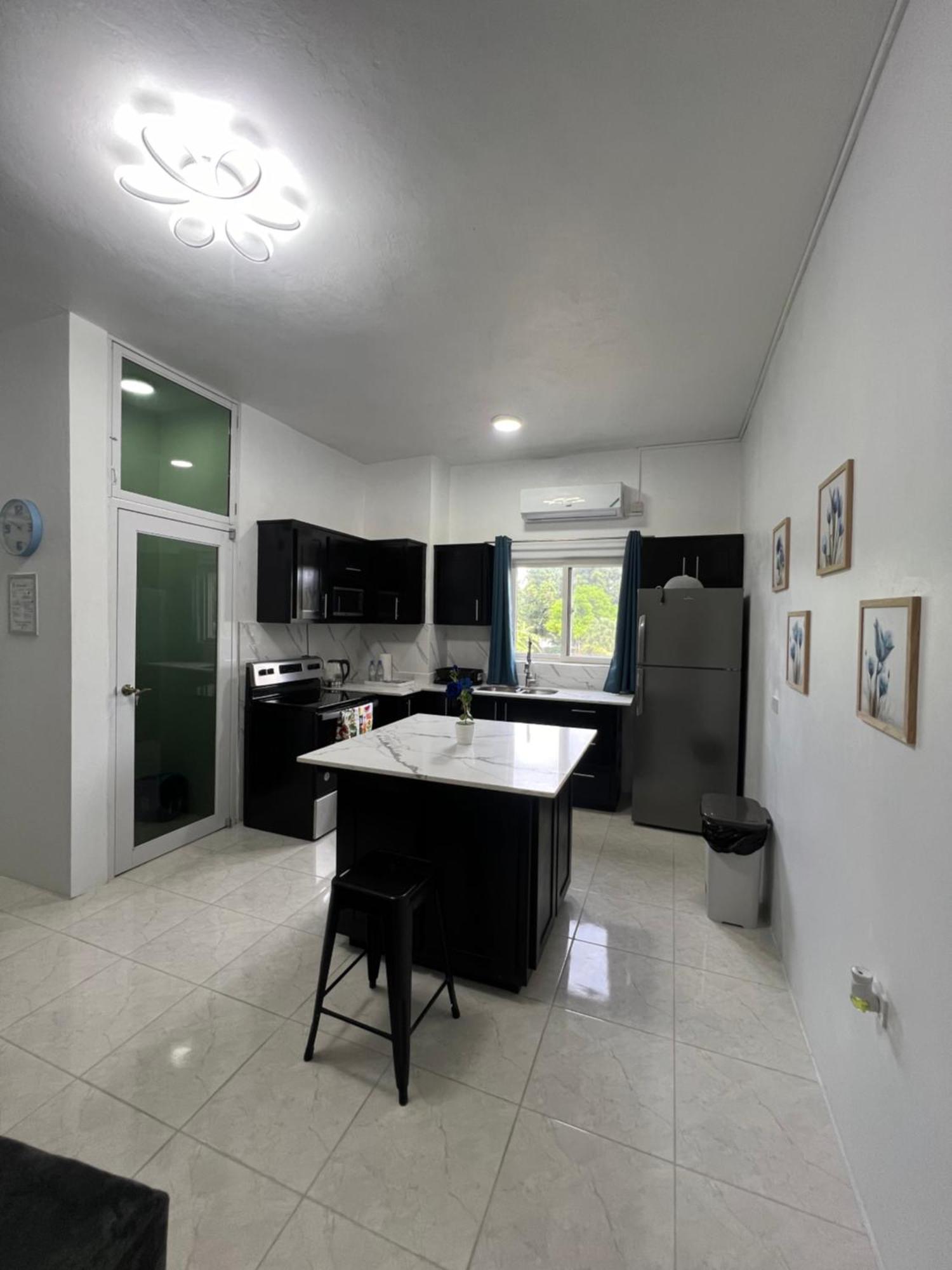 Luxury Apartments At Case De Coco, Ocho Rios Jamaica 객실 사진